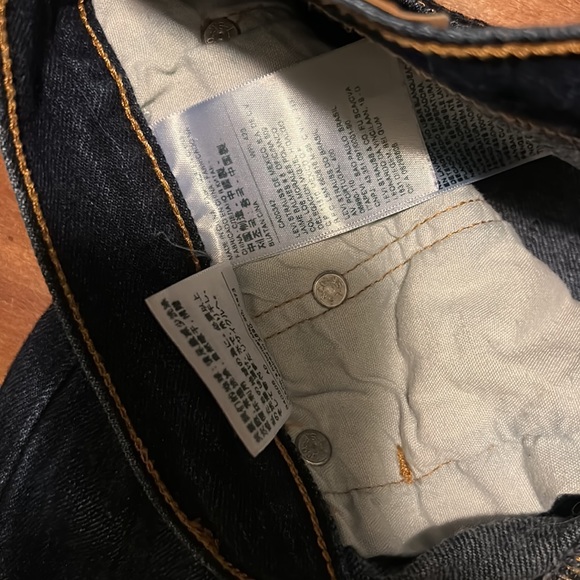Levis 501 barely worn jeans - Picture 3 of 3